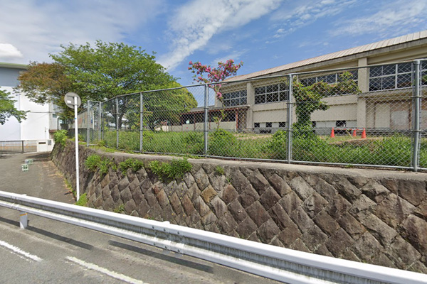 飯塚市立飯塚東小学校
